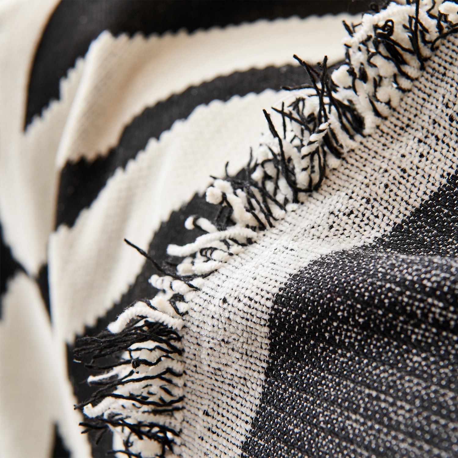 Moderniqa | Durable geometric boho sofa cover