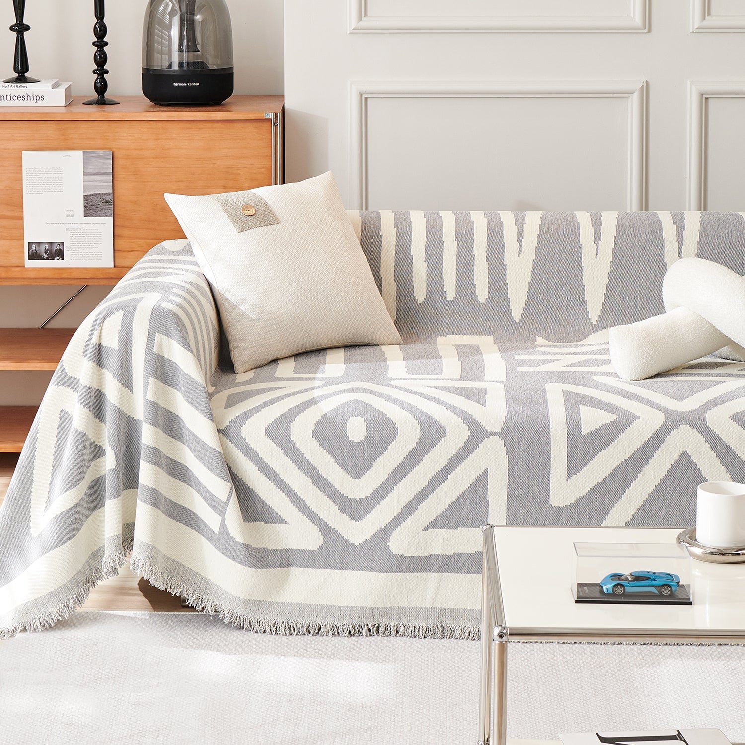 Moderniqa | Durable geometric boho sofa cover