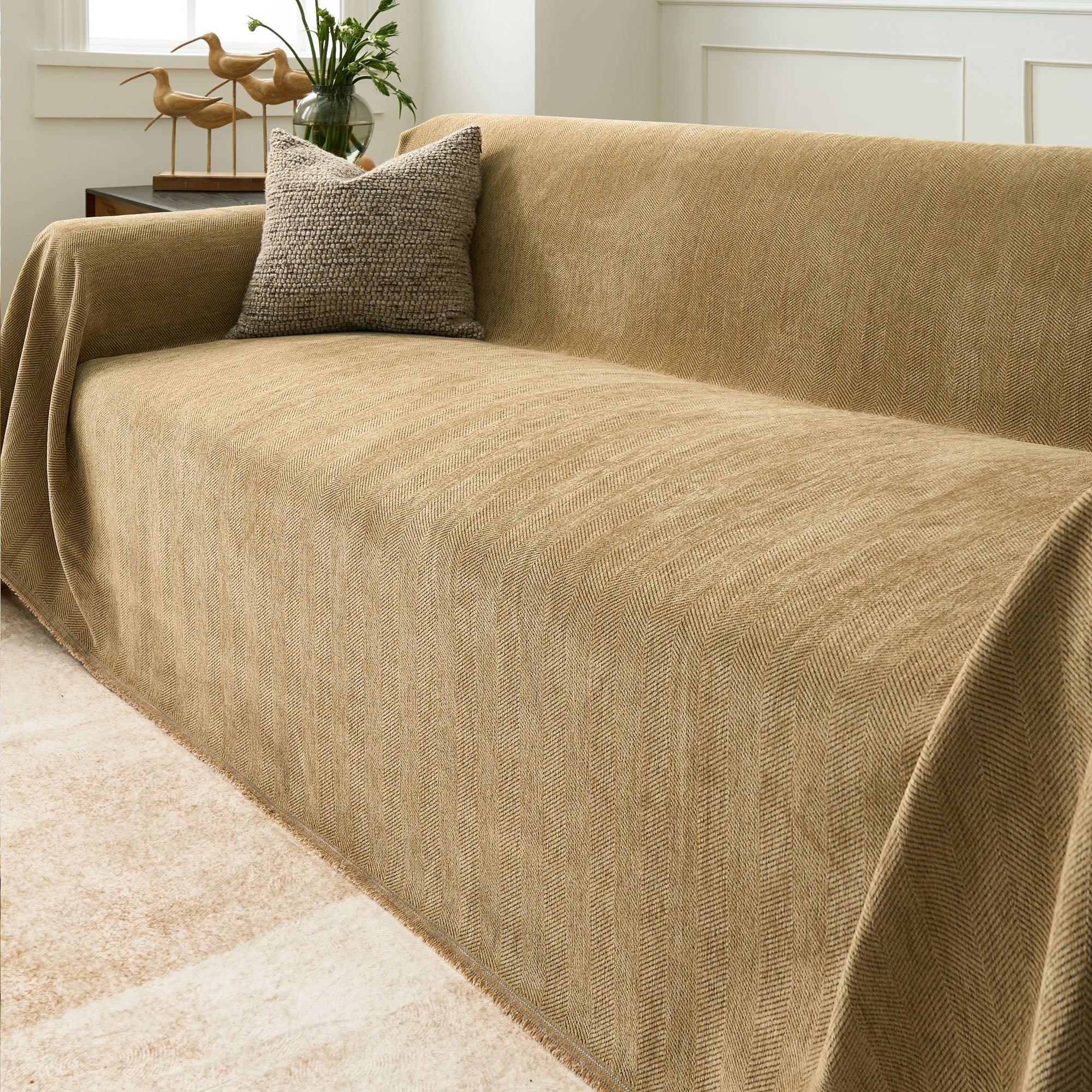 Moderniqa | Pet-friendly herringbone sofa cover