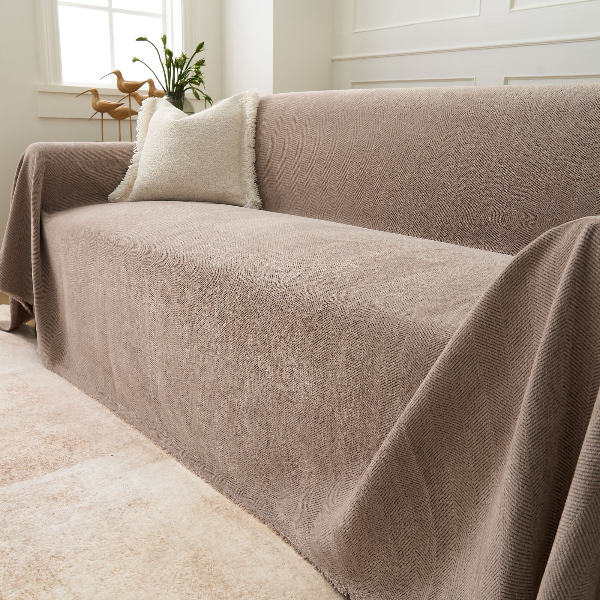 Moderniqa | Pet-friendly herringbone sofa cover