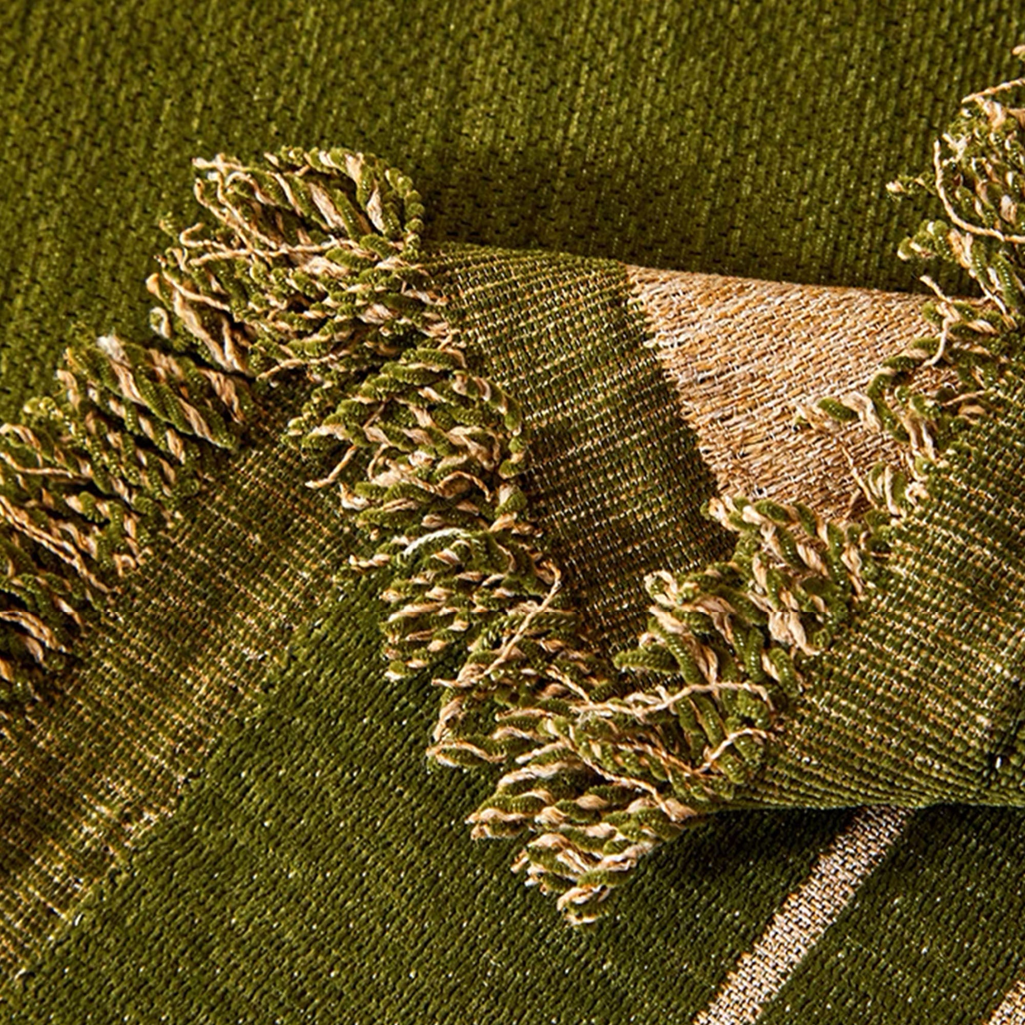 Moderniqa | Durable Cheetah Print Sofa Cover